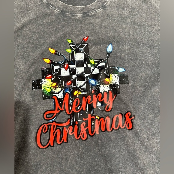 NEW Unisex Oversized Stonewashed Merry Christmas Graphic T-Shirt - Picture 2 of 2